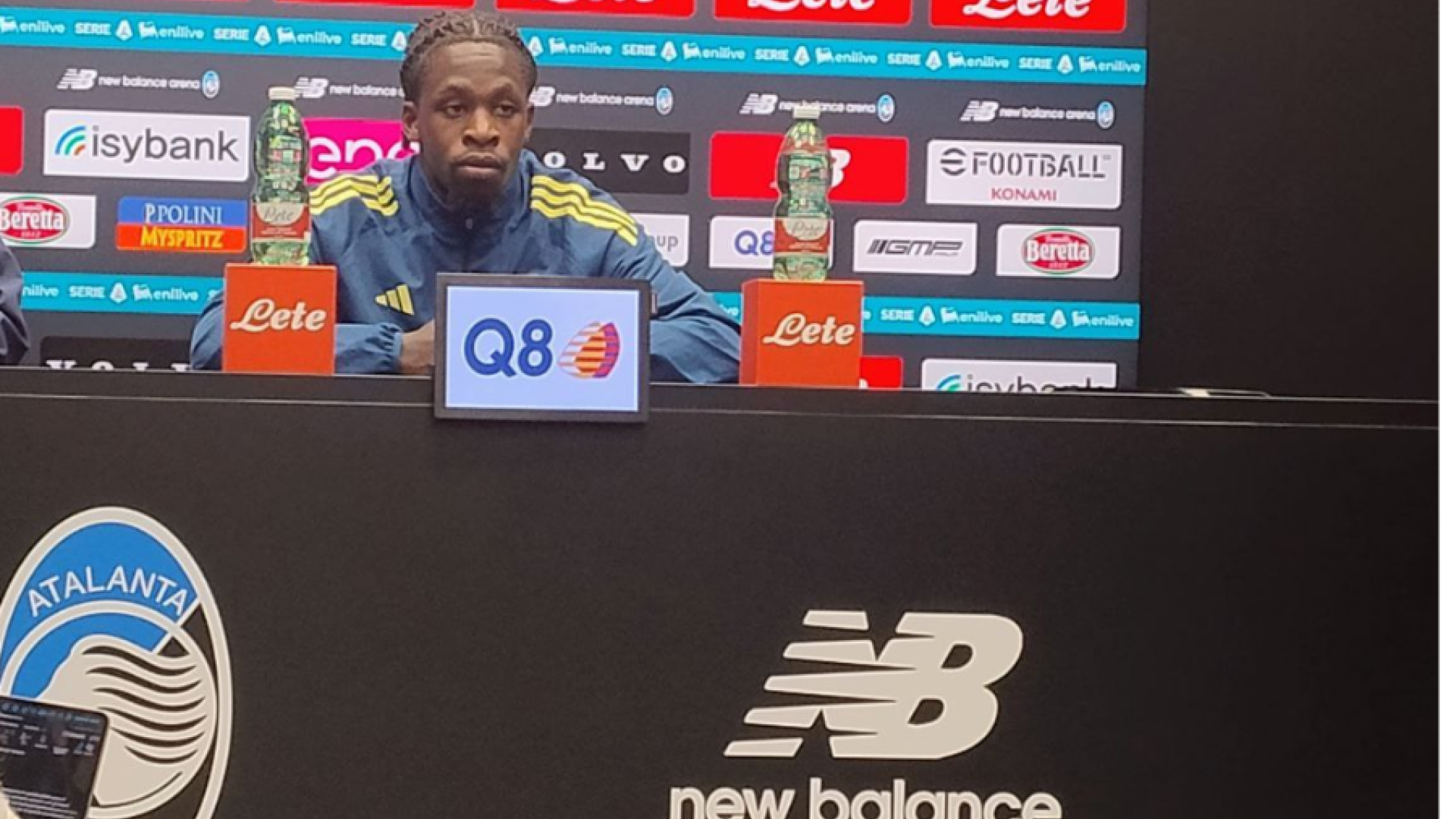 Como, Addai: “Non festeggiamo per un pareggio”